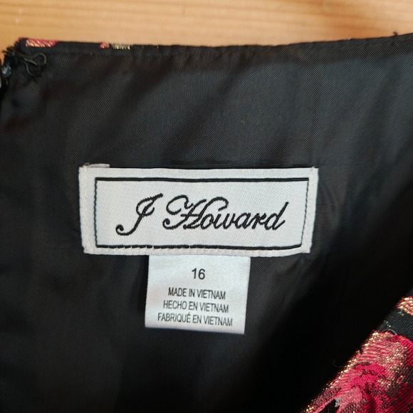 Jessica Howard NWT Black Metallic Floral Jacquard Fit Flare Cocktail Dress Sz 16 - Picture 4 of 12